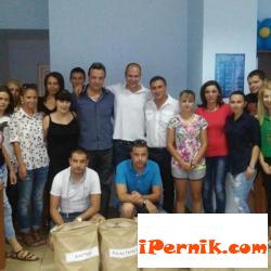 Нова инициатива организират младите от ГЕРБ в Перник 08_1439113624