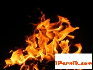 Изгоря барака в Дивотино 08_1440076830