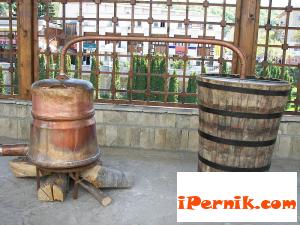 Перничанин ще бъде глобен за незаконен казан за ракия 08_1440428799