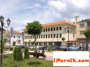 Изграждат детски площадки в Трън 09_1441446359