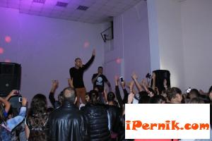 Лео, Играта и СкандаУ забавляваха младежите в Радомир преди началото на новата  учебна година 09_1441963294