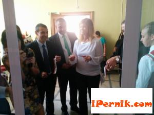 Ирена Соколова присъства на откриването на учебната година в две училища 09_1442389749