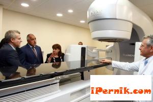 Лекуват с нов апарат онкоболни 09_1443274068