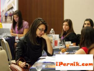 Дипломирани икономисти и юристи се връщат да работят у нас 10_1445429762