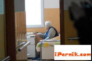 Над 1000 възрастни чакат за място в старчески дом 10_1445858389
