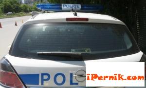 Пернишки полицаи откриха краден лек автомобил 10_1445863315