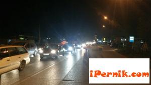 Полицаите от Перник блокираха пътя за Рударци снощи 11_1446627287