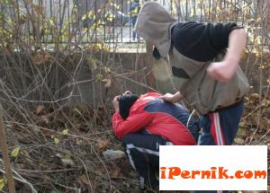 Проблемно дете пребърквало всеки ден съучениците си 11_1447396496
