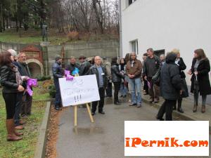 Уредници, реставратори, библиотекари протестираха днес 11_1448373309