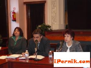 Общинският съвет на Перник се събра извънредно вчера 12_1448950297