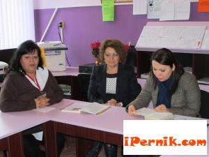 Ученици от Перник се включиха в "Седмица на четенето" 12_1449758203