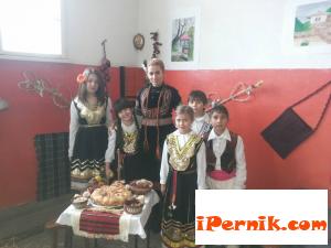 Международна делегация посети училище в с. Гълъбник 12_1450091382