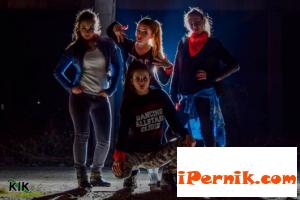 Част от момичетата на DA Clique изиграха хореография към последната песен на Гери-Никол 12_1450456644