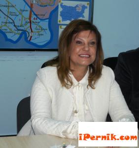 Ирена Соколова изпраща добра година 12_1451466978