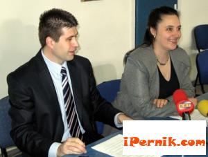 Близо 1 милион родители могат да намалят данъка си 01_1452331198