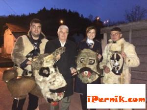 Сурва покори и ръководството на ГЕРБ - Перник 01_1452945075
