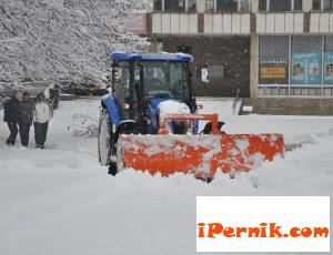 Работодателят трябва да ни плати ако не се явим на работа заради лошите метеорологични условия 01_1453185917