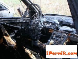 Подпалиха две коли в центъра на Перник 02_1455261504