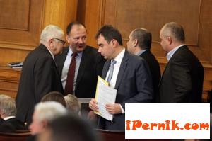 Депутати са натрупали 405 отсъствия от работа без основателна причина за деветнайсет месеца 02_1456130799