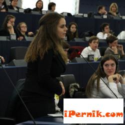 ГПЧЕ Симеон Радев раздаде награди на участниците в националния конкурс за есе 03_1457005943