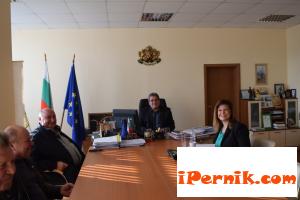 Ирена Соколова обсъди проблемите на Радомир 03_1457363972