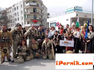 Сурвакарската група на село Витановци ни представи в Гърция 03_1457595711