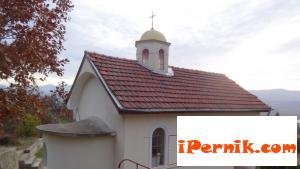Сурвакарите изграждали читалище в с. Шипочано 03_1458401046