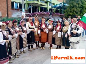 Фолклорен състав от с. Пещера записва в БНР 03_1458837651