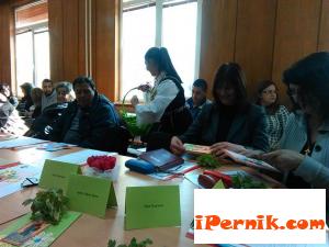 В Брезник се проведе събитие по проект "Всеки ученик ще бъде отличник" 03_1459061453