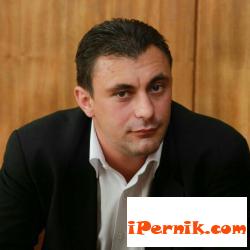 Проверяват детските площадки в кв. Изток 04_1459949420