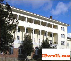 Правят висше училище по обществено здраве в Перник 04_1459951372