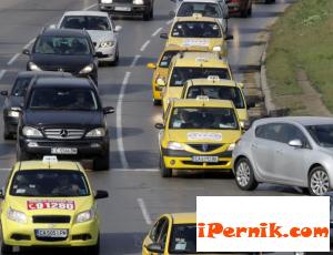 Такситата ще плащат данък между 300 и 1000 лв. 04_1460009521