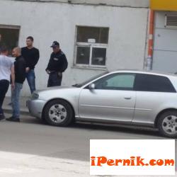 Перничанин, оказал яростна съпротива е задържан за притежаване на голямо количество наркотични вещества 04_1461052132