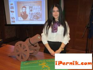 Деветокласничка направи макет на Черешовото топче 04_1461815445