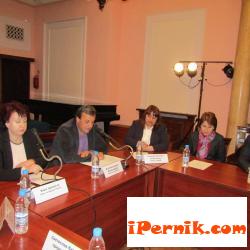 Александър Александров откри първото за годината заседание на Областния съвет за развитие на област Перник 04_1461851084