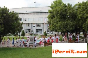 Радомирци отбелязаха Гергьовден с музика 05_1462606850