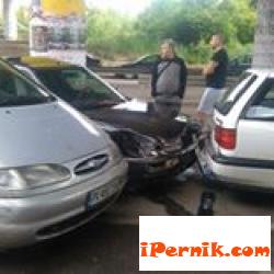Пиян шофьор "отнесе" две коли  05_1462887330