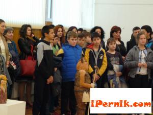 Подредиха изложба в ателието по приложни изкуства в ІХ основно училище 05_1463205095