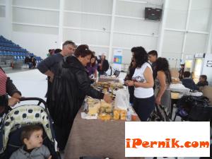 Половината сирене у нас е с палма 05_1463404654