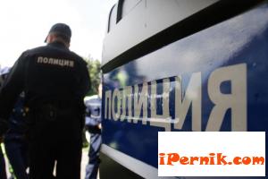 Полицаи хванаха шофьор с преден номер, издаден за друго моторно превозно средство 06_1465564836