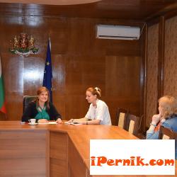 Ирена Соколова имаше приемен ден в Перник 06_1465877785