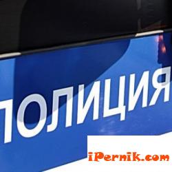 Брезнишки полицаи изясняват скандал и стрелба с газов пистолет 06_1465877962