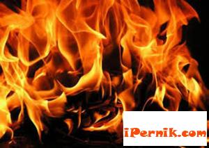Лек автомобил е горял в гр. Радомир, още два пожара гасиха и в Перник 12_1481356081