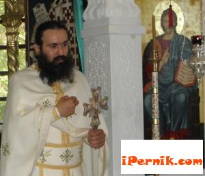 Перник снимка: за хората и събитията - Кръстовден