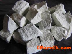Зеолит (клиноптилолит) минералът