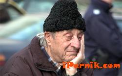 Допълнителни пари за бедните пенсионери по Коледа сн. ibox.bg