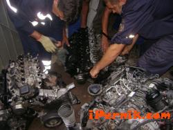Пернишки полицаи проверяват двигателите от BMW