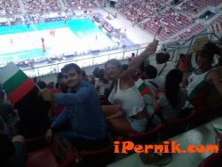Националният отбор по волейбол беше подкрепен от млади социалисти от Перник 07_1404733466
