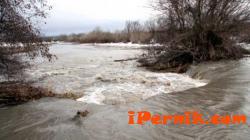 Къщи и дворове в Рударци се наводняват 07_1406811646