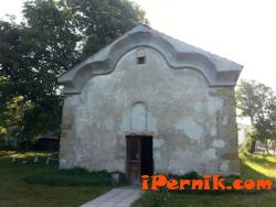Необходима е цялостна реставрация на черквата в с.  Мещица 10_1413979261